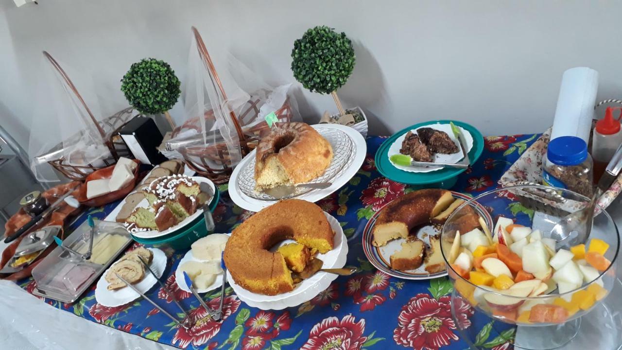 Candeeiro E Cafe Albergue *